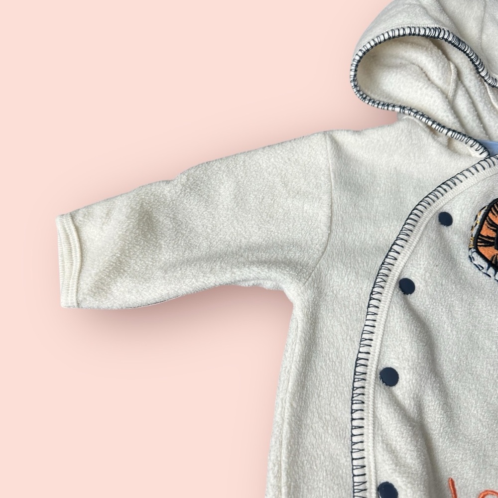 Vintage Disney Baby Cream Tigger Footie Fleece One Piece W/Hood Size 3/6 Months - Picture 4 of 8